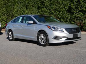  Hyundai Sonata SE in Asheville, NC