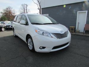  Toyota Sienna XLE 8-Passenger in Fairfax, VA