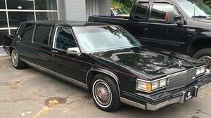  Cadillac Deville Limousine