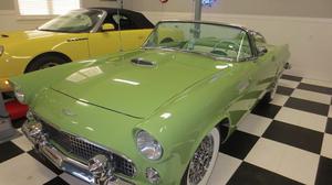  Ford Thunderbird