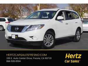  Nissan Pathfinder S in Fresno, CA