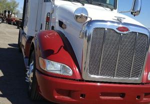  Peterbilt 384