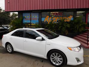  Toyota Camry Hybrid LE in Tampa, FL