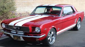  Ford Mustang