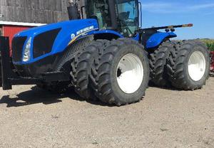  New Holland T