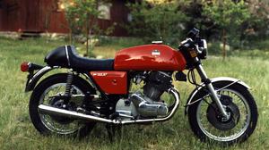  Laverda SF2