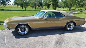  Buick Riviera