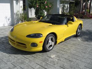  Dodge Viper