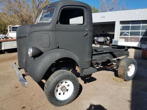  Ford Cabover Cab And Chassis