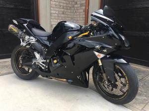  Kawasaki Ninja ZX10R