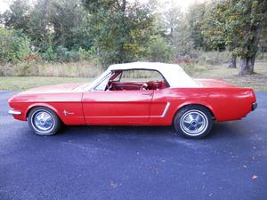  Mustang Convertible V-8 3-Speed Air (Sold)