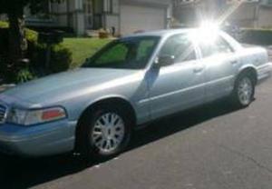  Ford Crown Victoria