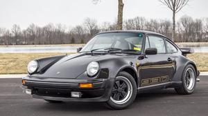  Porsche 930 Turbo