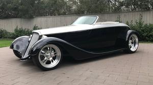  Ford Roadster