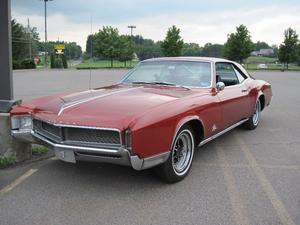  Buick Riviera 2 DR