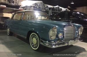  Mercedes-Benz 250SE Coupe