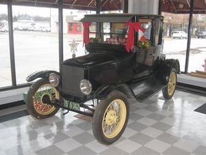  Ford Model T