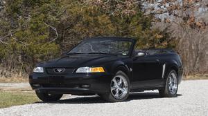  Ford Mustang GT Convertible