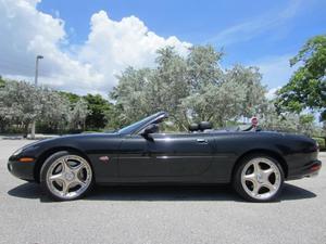  Jaguar XKR Convertible