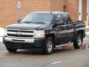  Chevrolet Silverado  LS 4X4 Truck