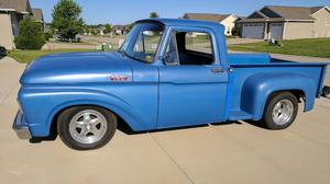  Ford F100 Pickup