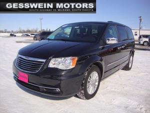  Chrysler Town & Country Limited