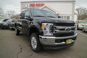  Ford F-250 Super Duty XLT 4WD Crew Cab 8' BOX