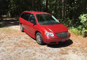  Chrysler Town And Country Handicapped Van