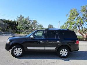  Lincoln Navigator SUV