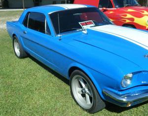  Ford Mustang Classic