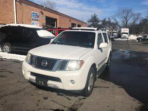  Nissan Pathfinder 4WD 4DR V6 LE