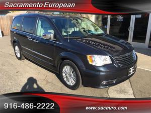  Chrysler Town & Country Limited Van