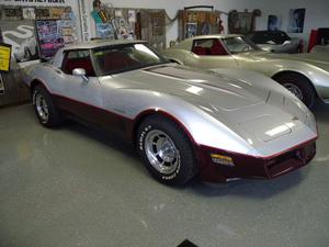  Chevrolet Corvette Coupe