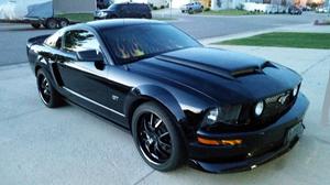  Ford Mustang GT Pemium Coupe