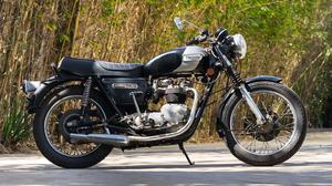  Triumph T140 Bonneville