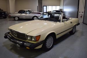  Mercedes-Benz 560SL Roadster