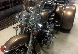  Harley Davidson Flhr Road King Trike