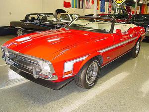  Ford Mustang Convertible