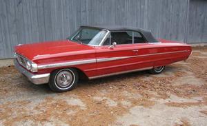  Ford Galaxie 500 XL Convertible