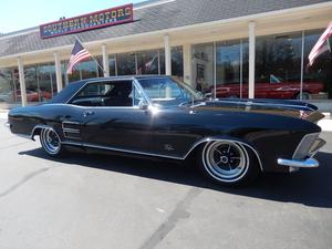  Buick Riviera