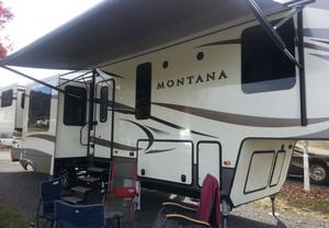  Keystone RV Montana Luxury