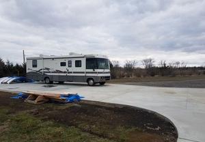  Winnebago Adventurer