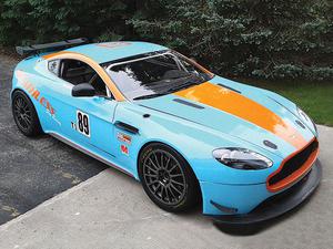  Aston Martin GT4 Race Car