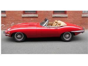  Jaguar E-TYPE Convertible