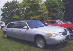  Lincoln 6-DOOR Limo