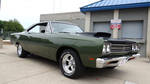  Plymouth Road Runner Coupe