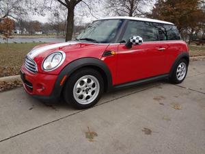  Mini Hardtop Cooper 2DR Hatchback