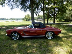  Chevrolet Corvette Convertible