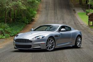  Aston Martin DBS