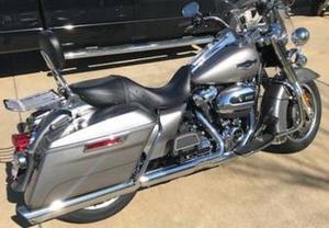  Harley Davidson Flhr Road King